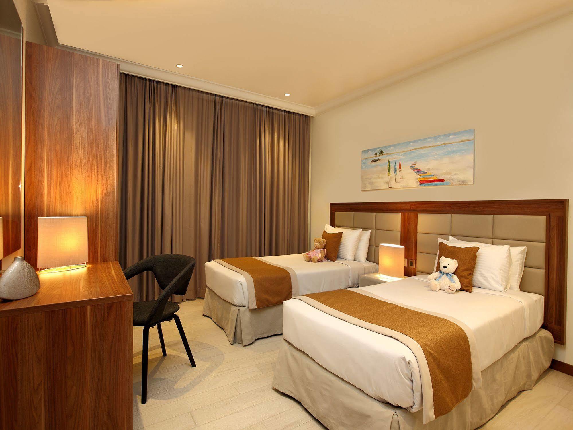 Golden Tulip Dana Bay Resort Dhahran Ngoại thất bức ảnh